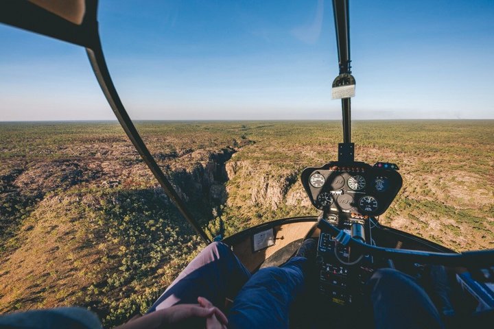 KG15 Katherine Gorge Helicopter Scenic Flight