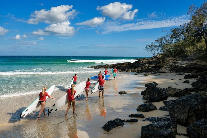 Rainbow Beach: Surf Lesson Safari & Beach 4WD Double Island Point