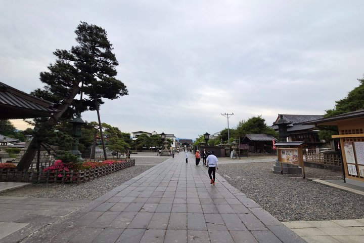 Nagano Zenkoji Temple Full Guided Tour