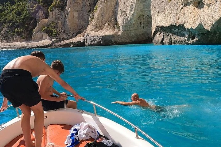 Zakynthos Turtle Tour Small Group Turtle Spotting & Turtle Island