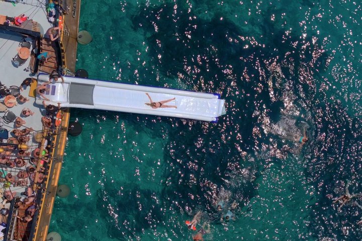 3 Island Luxury Cruise with 4 Swimming Stops with Captain Morgan