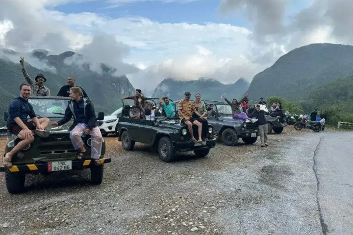 3 Days Deluxe Ha Giang Loop by Car - Private Stay Resort 4*