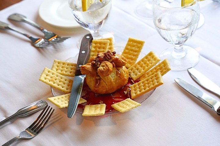 Evening Dining Yacht Cruise in Clearwater Beach