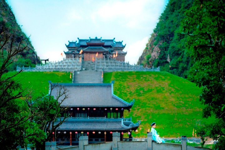 Private Car: Transfer From Sapa To Ninh Binh (Tam Coc,Trang An)