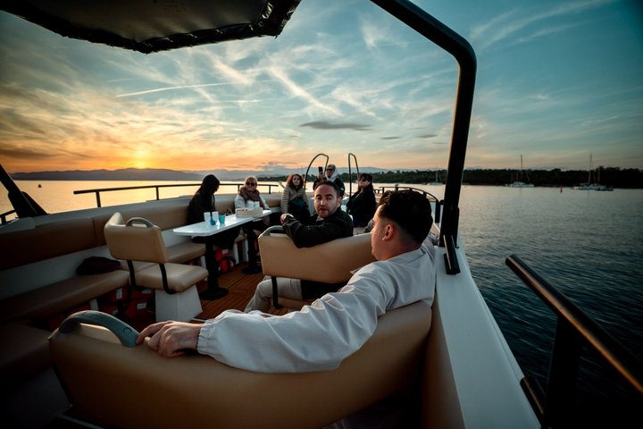 Esterel Calanques Boat Tour from Saint-Raphael 2.5 Hours