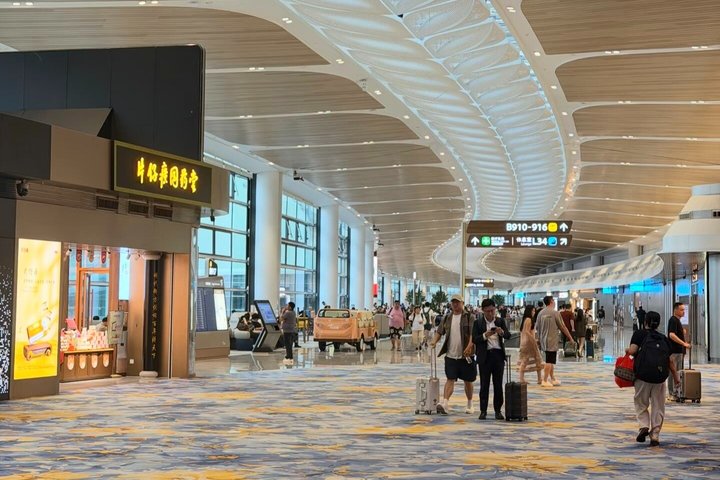 Guangzhou Baiyun Airport (CAN) Private Transfer to Hotel