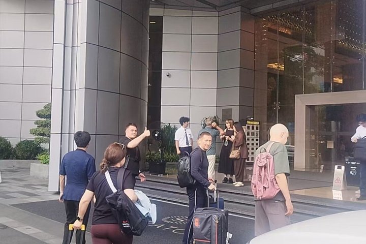 Guangzhou Baiyun Airport (CAN) Private Transfer to Hotel