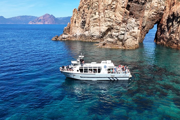 From Sagon/Cargese: Scandola Girolata 30mns, Piana Swimming