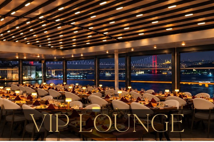İstanbul Mega Lüfer Dinner Cruise Bosphorus and Show - Pvt. Table