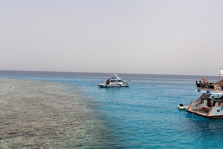 Abu Dabbab Full Day Snorkeling with Turtles & Dugong – Hurghada
