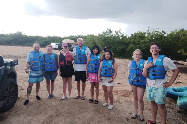 Dindin’s Biobay Tours-CLEAR BOTTOM KAYAKS Tour in Mosquito Bay