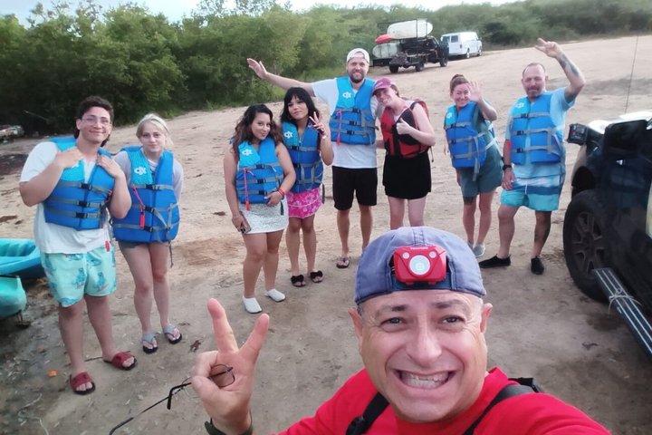 Dindin’s Biobay Tours-CLEAR BOTTOM KAYAKS Tour in Mosquito Bay