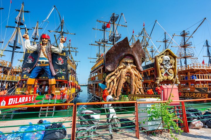 Alanya All Inclusive Pirate Boat Trip With Hotel Transfer