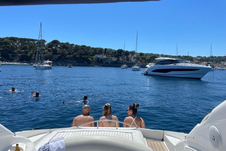 Private boat rental between Nice and Monaco