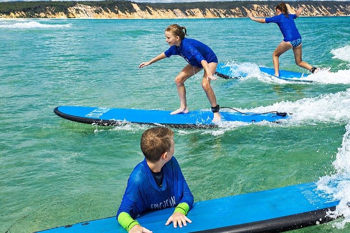 Rainbow Beach: Surf Lesson Safari & Beach 4WD Double Island Point