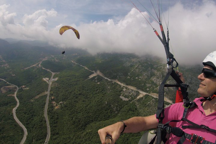Budva: First-Time Tandem Paragliding Experience with Instructor