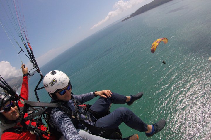 Budva: First-Time Tandem Paragliding Experience with Instructor