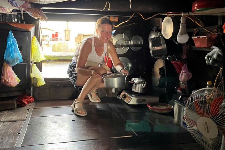 Can Tho: Floating Market, Canals & Rice Noodle Workshop
