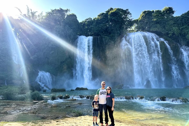 Cao Bang: Ban Gioc Waterfall Day Tour & Local Experiences