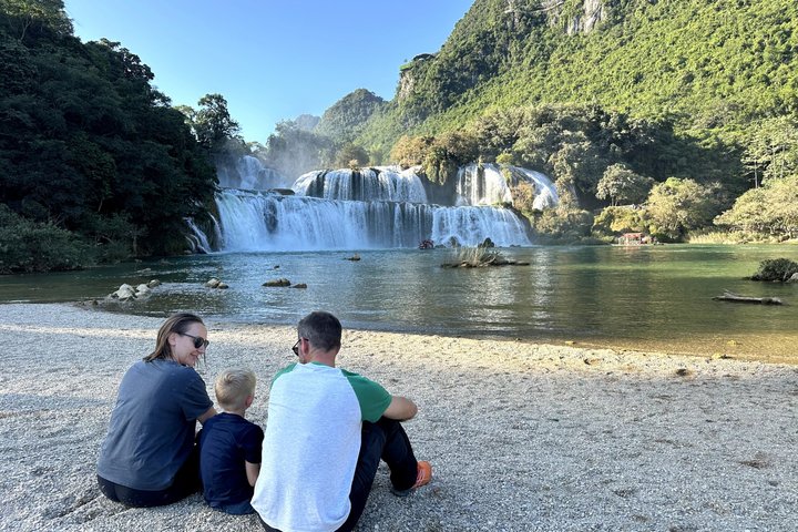 Cao Bang: Ban Gioc Waterfall Day Tour & Local Experiences