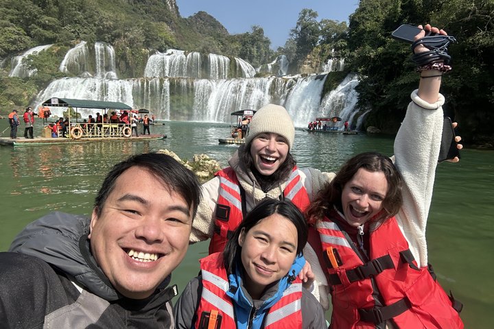 Cao Bang: Ban Gioc Waterfall Day Tour & Local Experiences