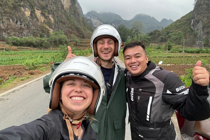 Cao Bang: Ban Gioc Waterfall Day Tour & Local Experiences