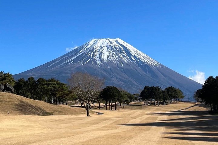 Golf in Japan (Experience golf in Japan with Full Support)