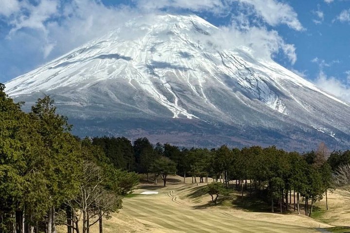 Golf in Japan (Experience golf in Japan with Full Support)