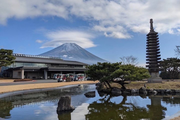 Golf in Japan (Experience golf in Japan with Full Support)
