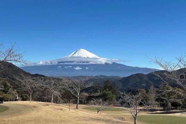 Golf in Japan (Experience golf in Japan with Full Support)