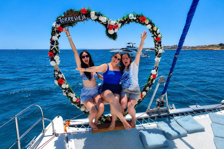 2 hour Catamaran Boat Tour