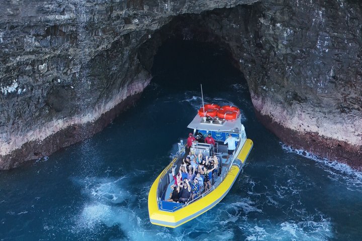 Kauai: Na Pali Coast Super Raft Snorkel Adventure