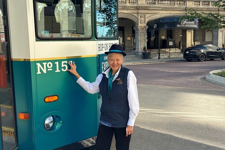 Edmonton Explorer | Hop On Hop Off Trolley Tour