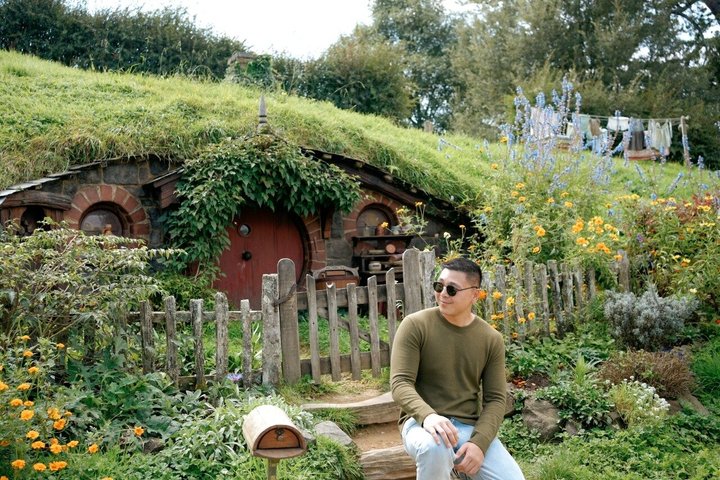 Hobbiton Movie Set Small Group Tour from Auckland
