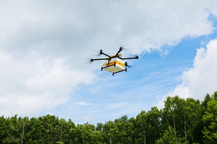 Shenzhen High Tech tour, Robot Coffee, drone, self-driving taxi
