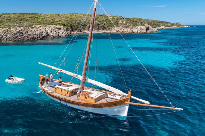 La Maddalena Full Day on a Vintage Sailing Ship