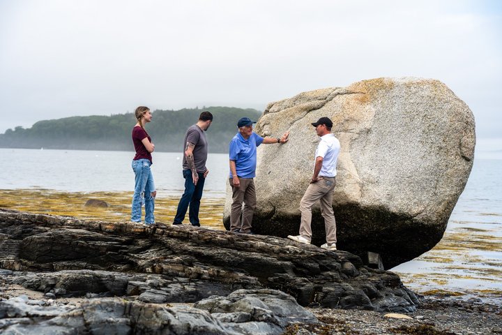 Bar Harbor Premium Tour with Cadillac Mountain and Acadia Park