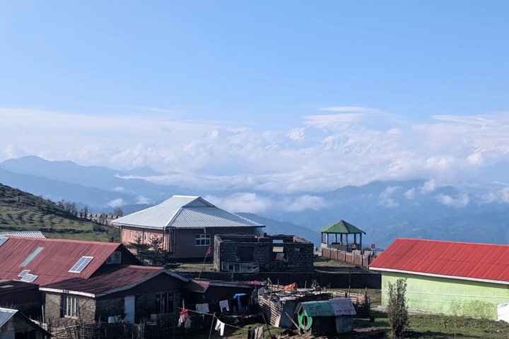 Sandakphu 6 Day Trek with Guide and Meals