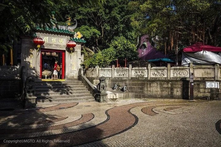 Luxury Macau City Tour with Taipa Village Visit