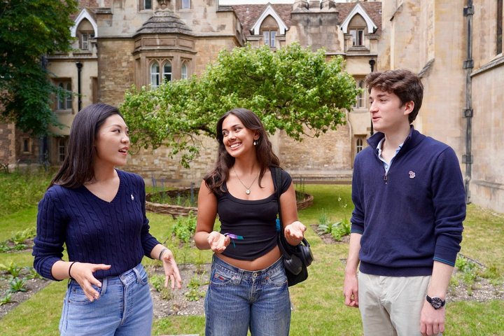 Cambridge University Student Walking Tour | Kings College Option
