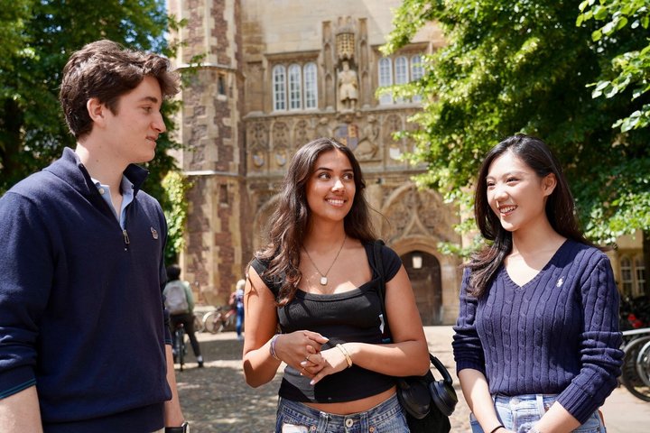 Cambridge University Student Walking Tour | Kings College Option
