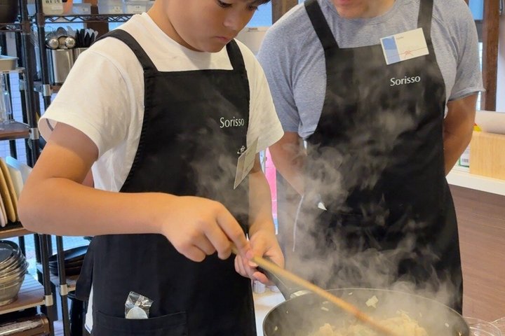 Local market visit & Chicken Omurice Cooking Class (Ebisu, Tokyo)