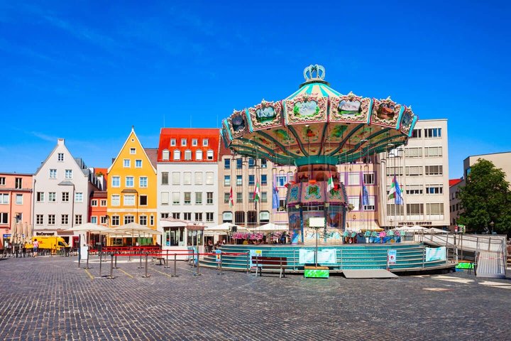 Hello Augsburg: Private 2-Hour Intro City Walk with Local Guide