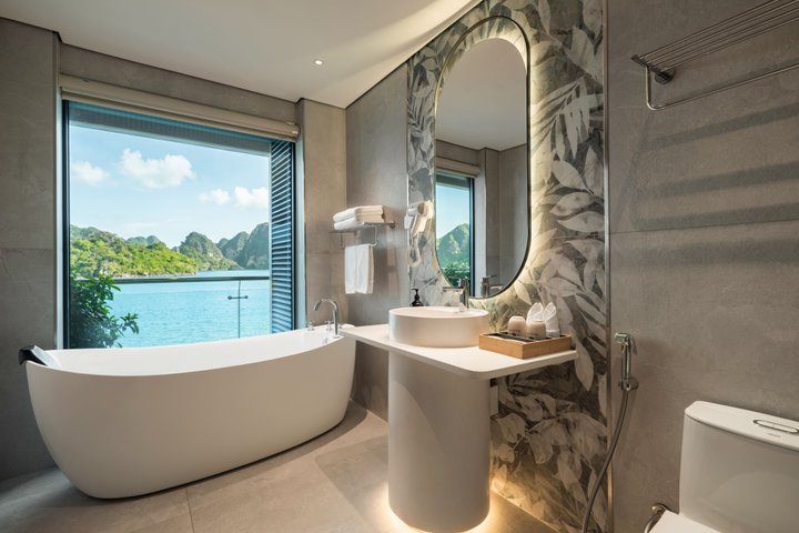 2D1N Elite Lan Ha Bay & Ha Long Bay Cruise with Infinity Pool