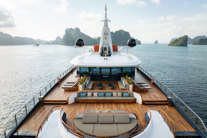 2D1N Elite Lan Ha Bay & Ha Long Bay Cruise with Infinity Pool