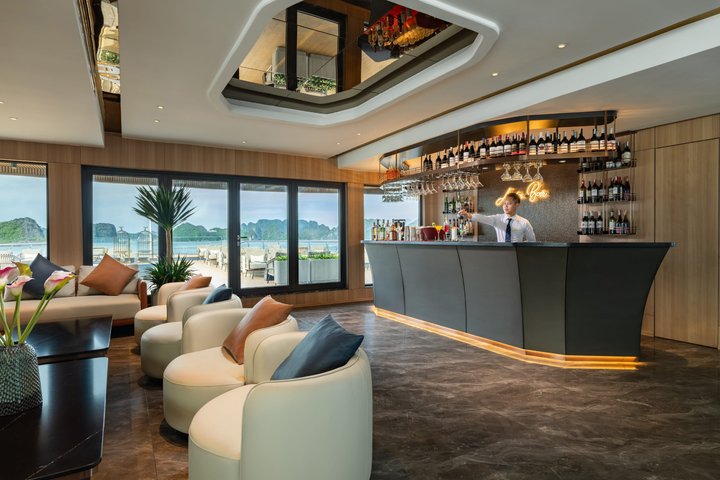 2D1N Elite Lan Ha Bay & Ha Long Bay Cruise with Infinity Pool