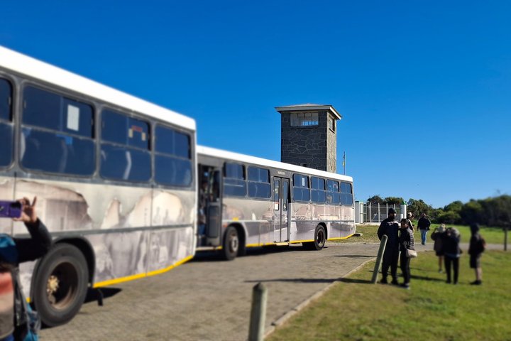 Robben Island Ferry Ticket &Guided Prison Tour with Pick-up& back
