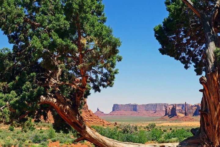 1.5 Hour Jeep Tour in Monument Valley