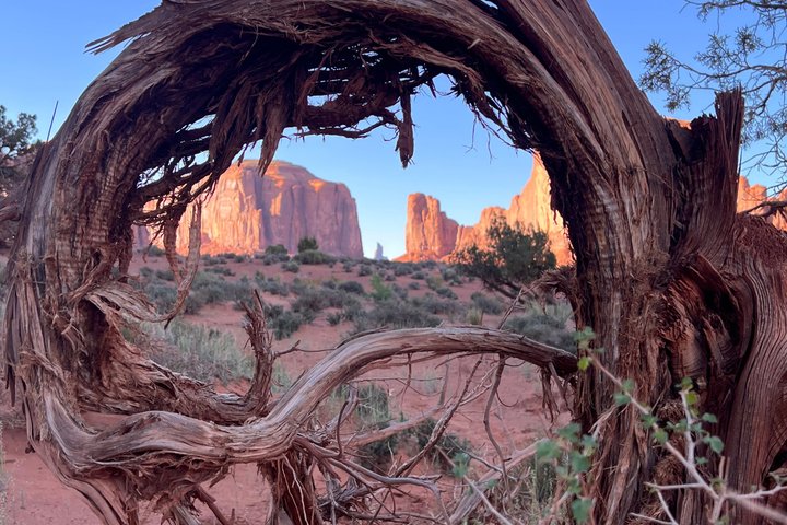1.5 Hour Jeep Tour in Monument Valley