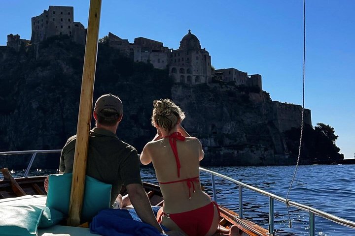 Private boat tour of Ischia and/or Procida